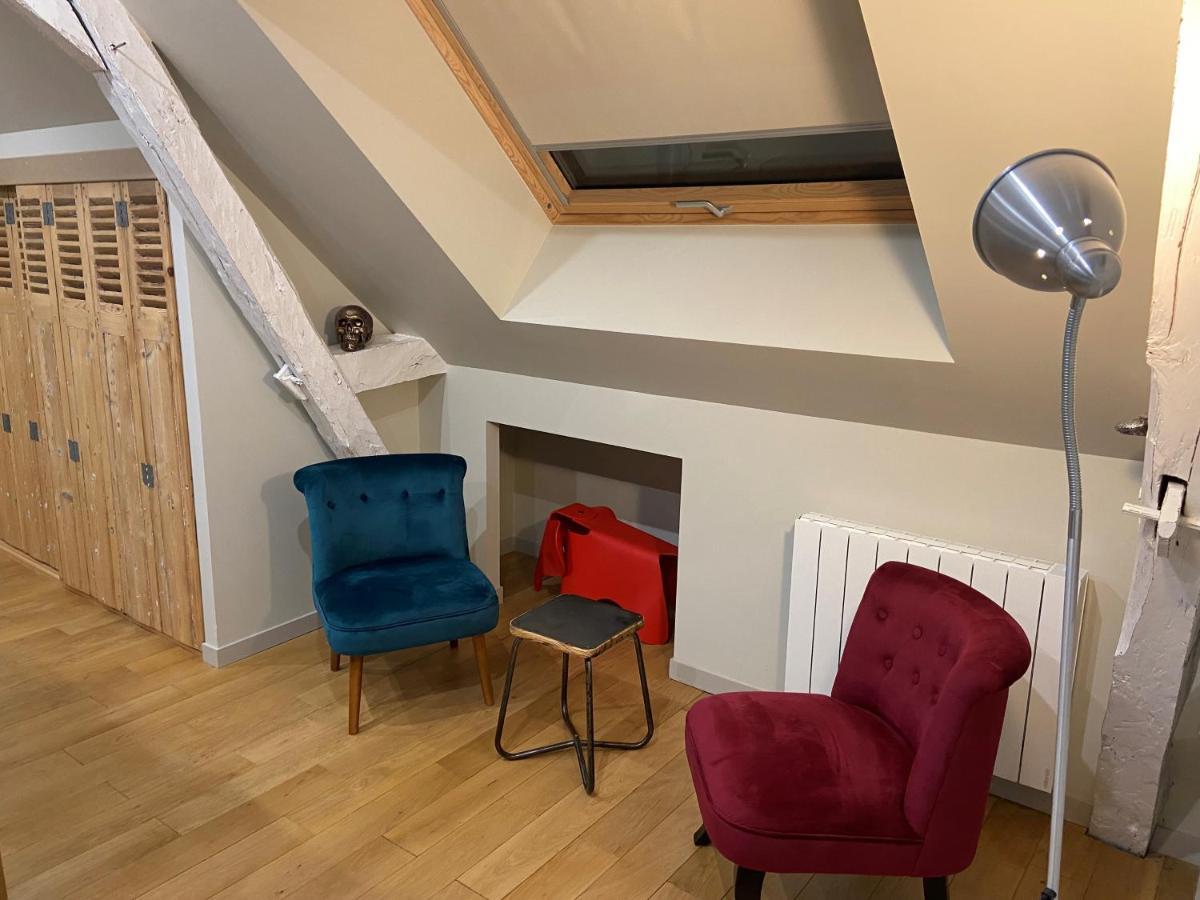 Appartement Du Chateau De La Caillerie Avoine Exteriér fotografie